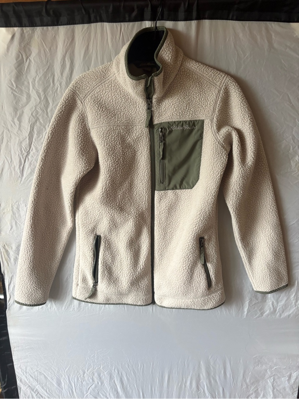 Eddie Bauer Cream Sherpa Fleece Jacket with Olive Chest Pocket